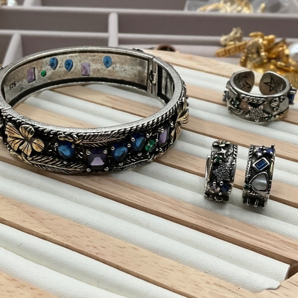 Vintage jewelry set